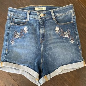 Simons high waisted shorts